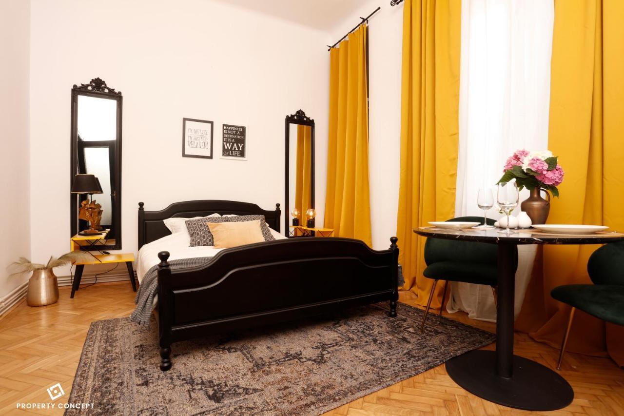 Bohemian Central Concept Studio Бухарест Экстерьер фото